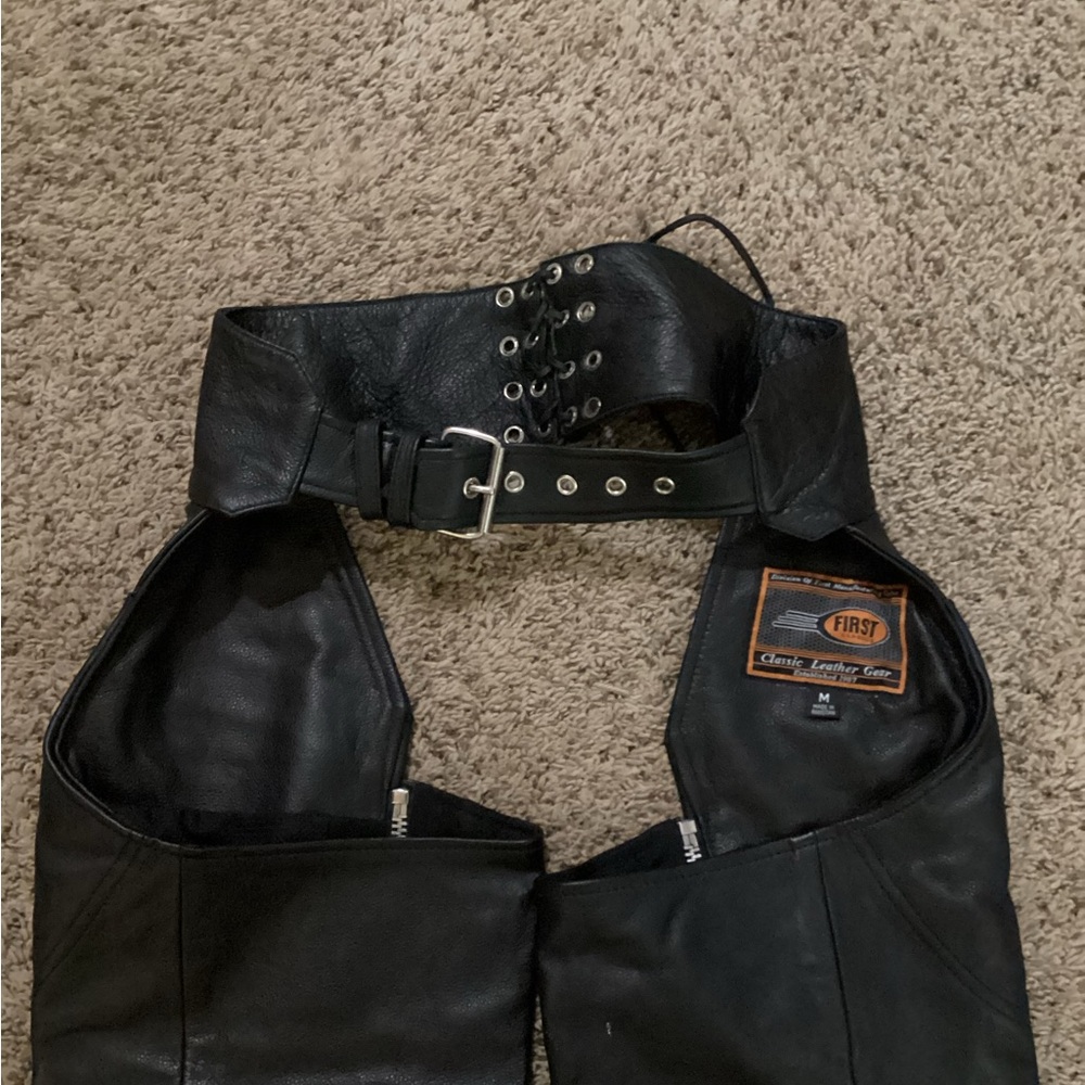 Black Leather Riding Chaps - Picture 6 of 9